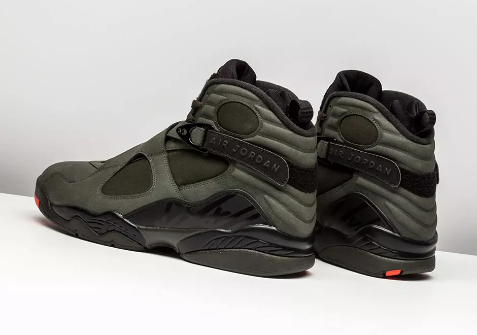 Air Jordan 8 Retro Take Flight Undefeated 305381-305