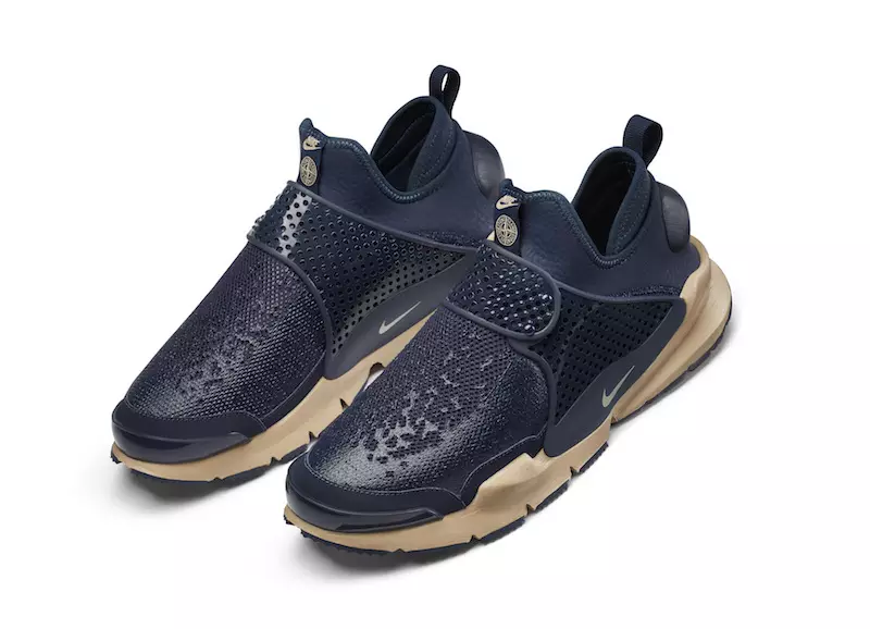 Útgáfudagur NikeLab Sock Dart Stone Island