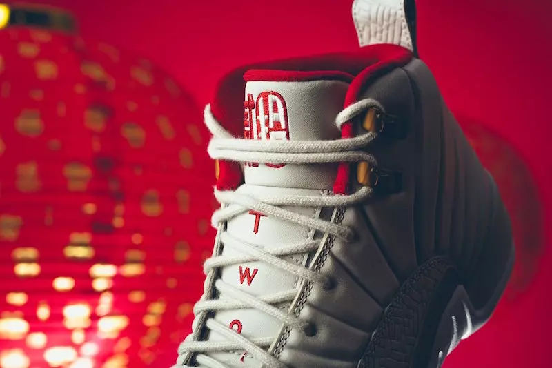 Air Jordan 12 CNY GS Light Orewood Castanho Varsity Vermelho 881428-142