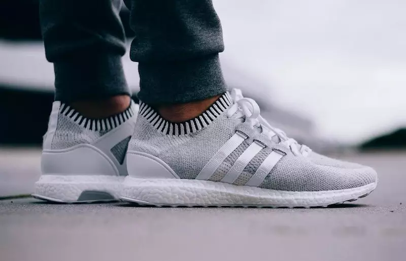 Tacaíocht adidas EQT Ultra PK