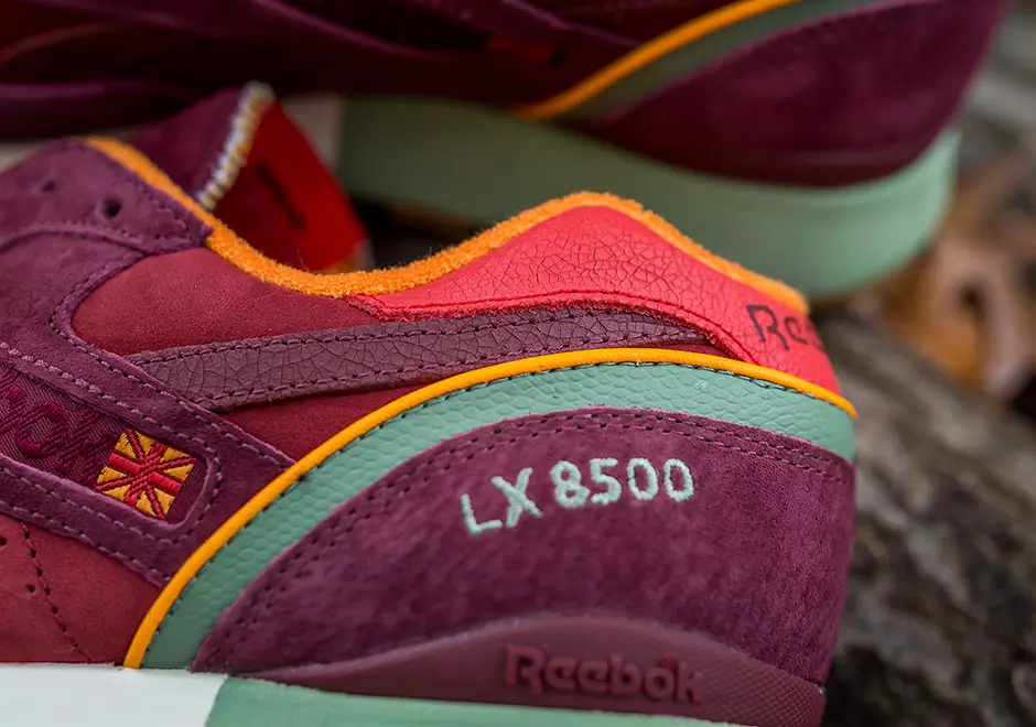 Kasut Pembungkus x Reebok LX 8500 Empat Musim