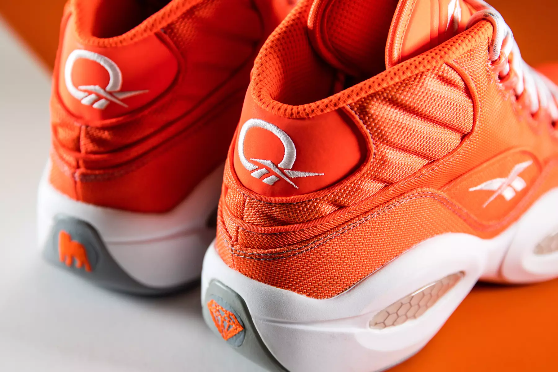 Reebok Question Mid Толькі моцныя выжываюць