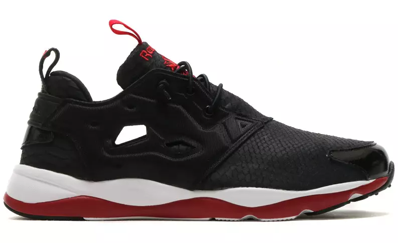 Póraítear Céim Reebok Furylite