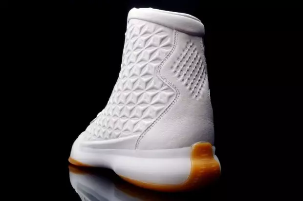 تاریخ انتشار بالای Nike Kobe 10 EXT