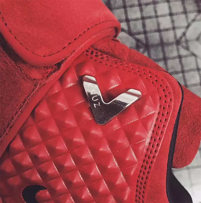 Nike Air Trainer Cruz Red October