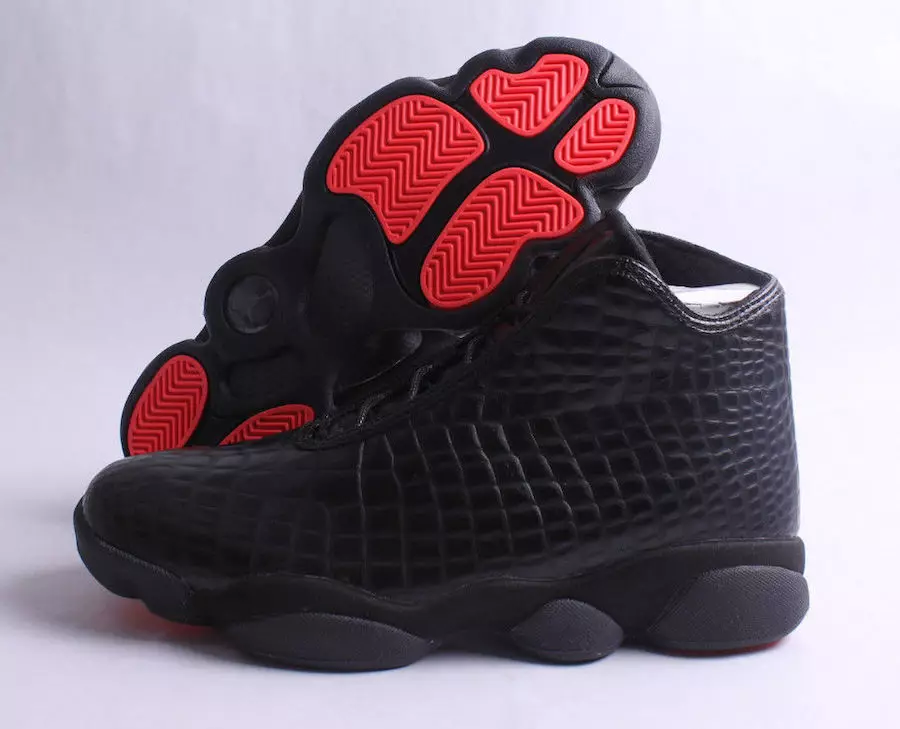 Jordan Horizon Premium Svart Croc