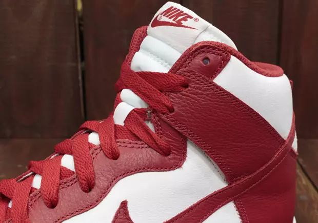 Nike Dunk High Wees trouw aan je school