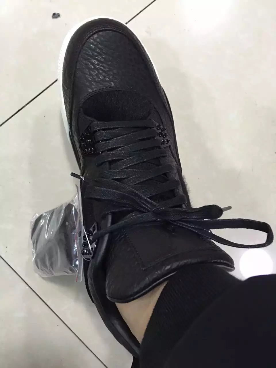 Air Jordan 4 Дээд зэрэглэлийн хар