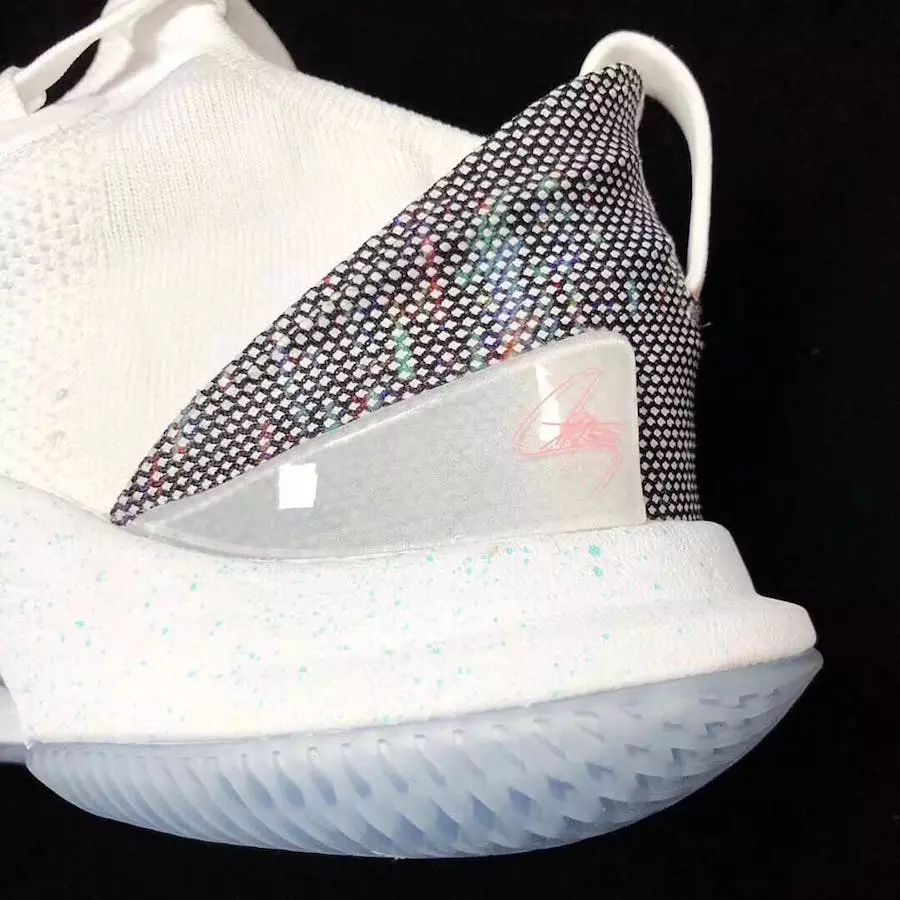 Under Armour Curry 5 အဖြူရောင်