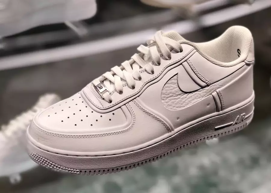 John Elliot x Nike Air Force 1 נידעריק