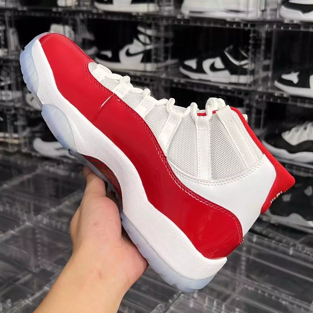 2022 Air Jordan 11 Cherry Varsity Red CT8012-116 väljalaskekuupäev