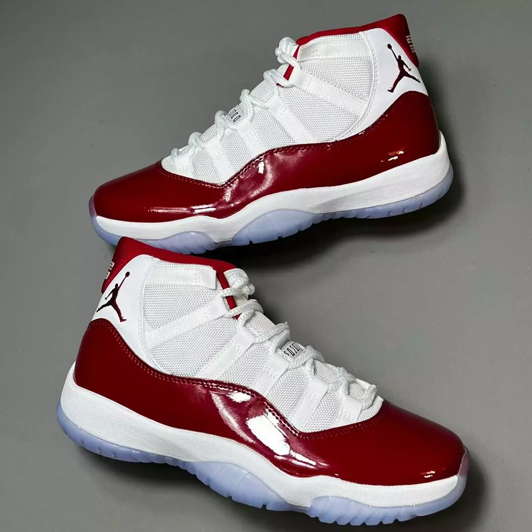 Датум на издавање Air Jordan 11 Cherry Varsity Red 2022 CT8012-116