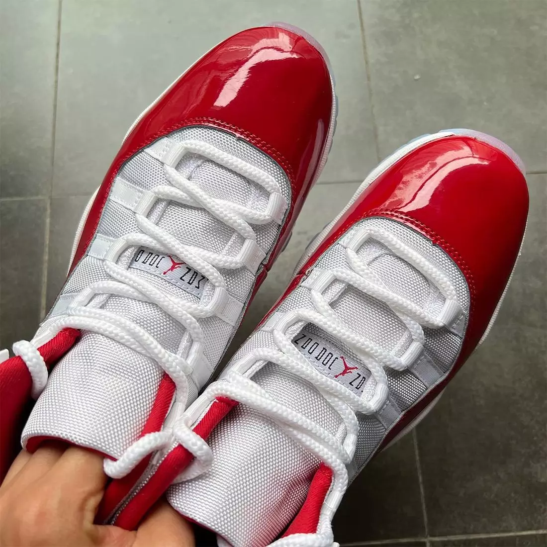 Ngày phát hành Air Jordan 11 Cherry CT8012-116