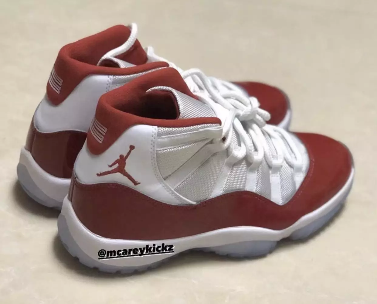 Air Jordan 11 Cherry Varsity Red CT8012-116 санаи барориши