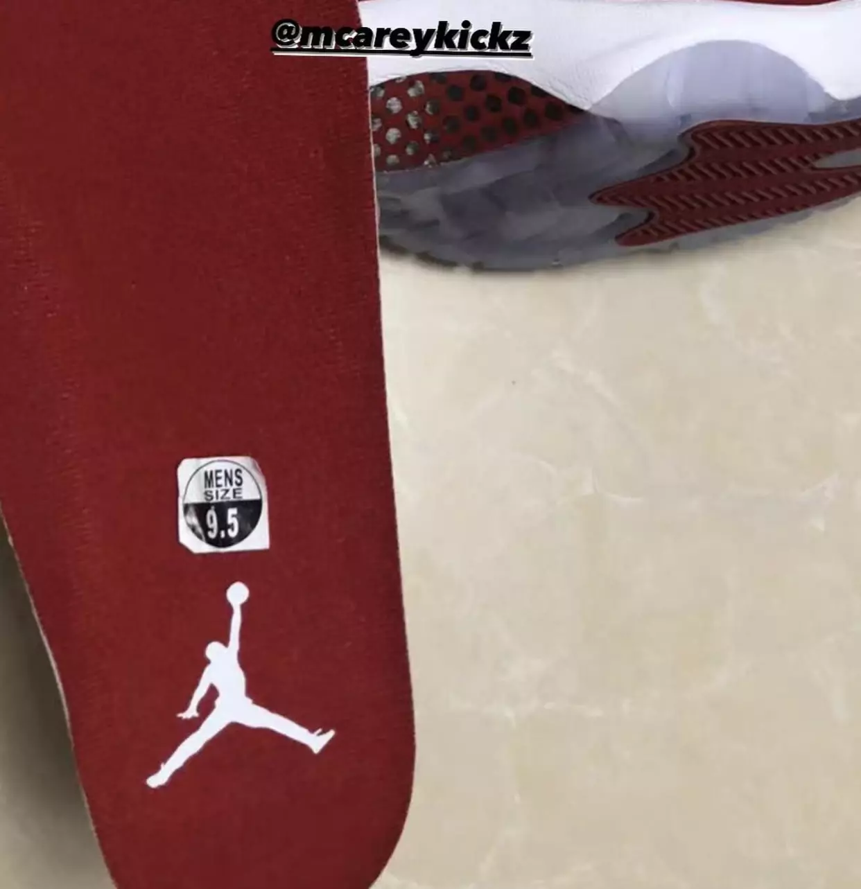 Air Jordan 11 Cherry Varsity Kırmızı CT8012-116 Çıkış Tarihi