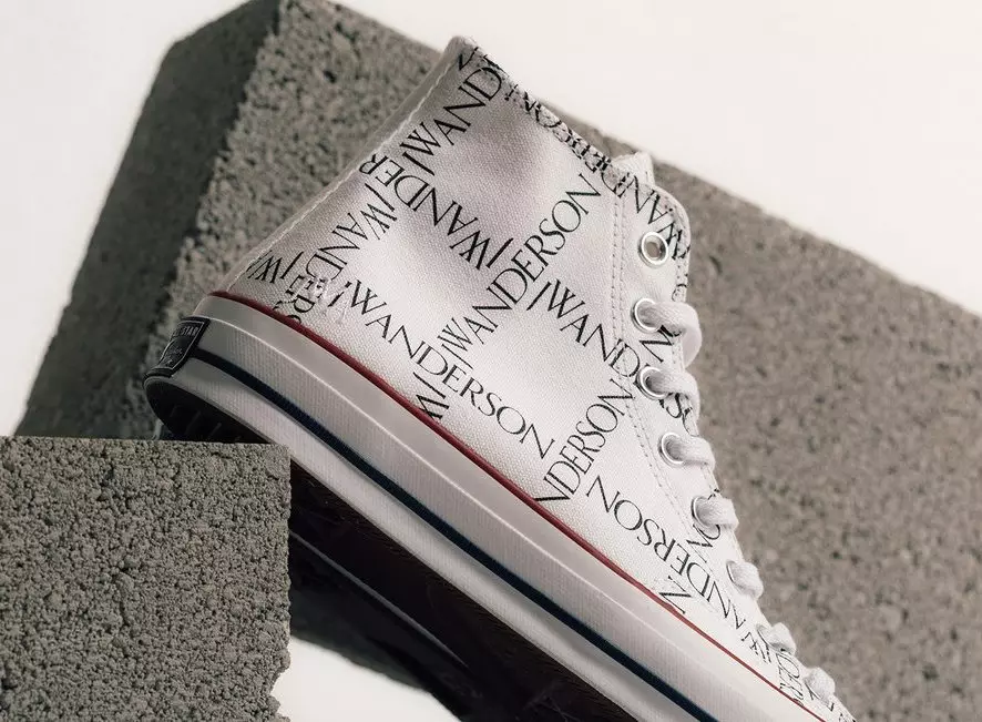 JW Anderson x Converse Chuck 70 Bailiúchán Dia duit