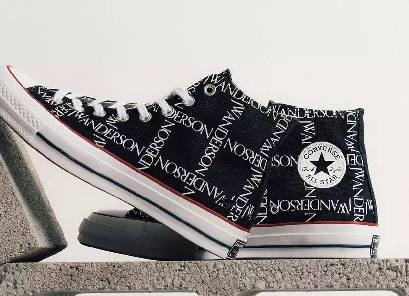 Koleksi JW Anderson x Converse Chuck 70 Hi