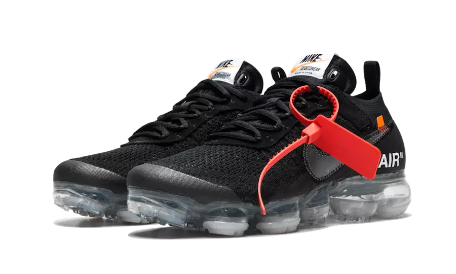 Luonnonvalkoinen x Nike VaporMax Black 2018