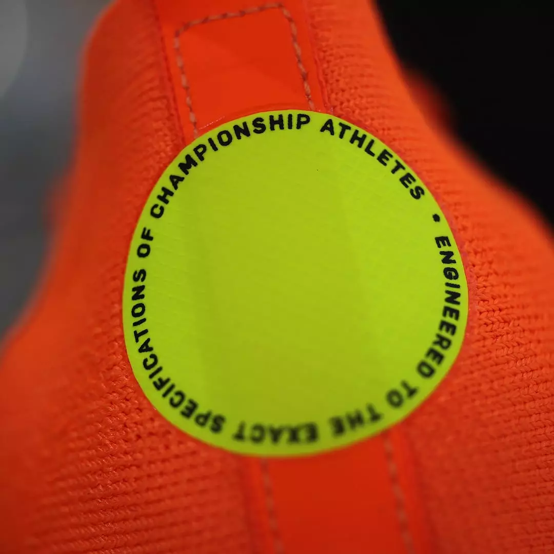 Off-White Nike Zoom Fly Mercurial Flyknit Orange AO2115-800 Ημερομηνία κυκλοφορίας