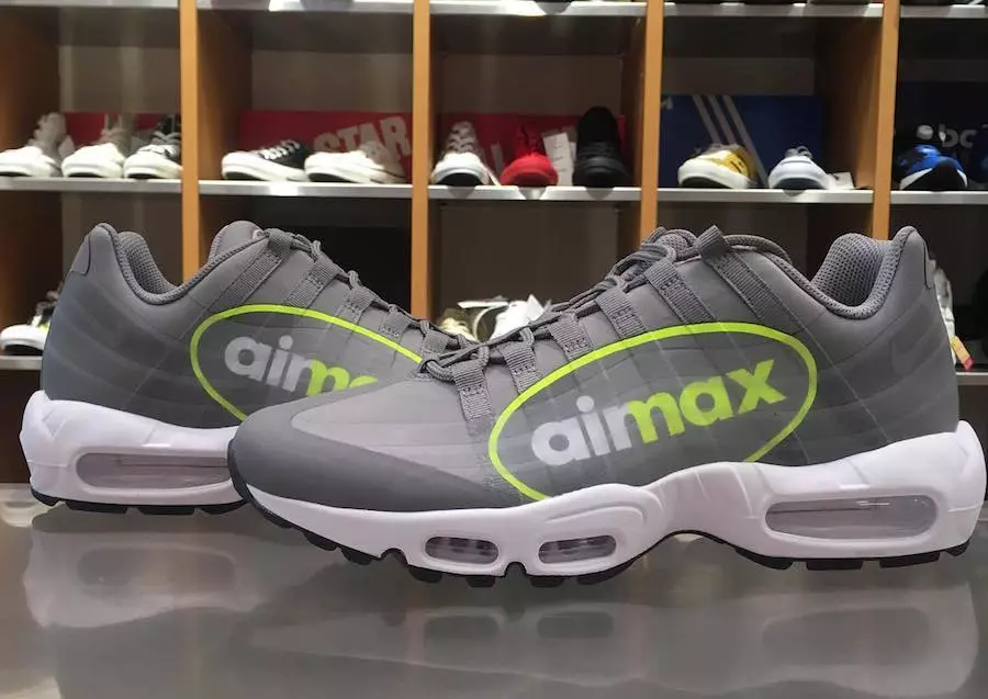 Nike Air Max 95 NS GPX AJ7183-001 Poussière Volt