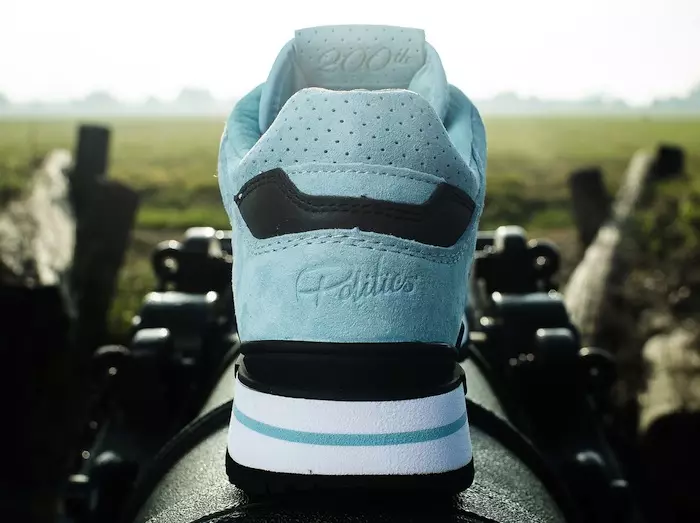 Sneaker Politics x Saucony Courageous