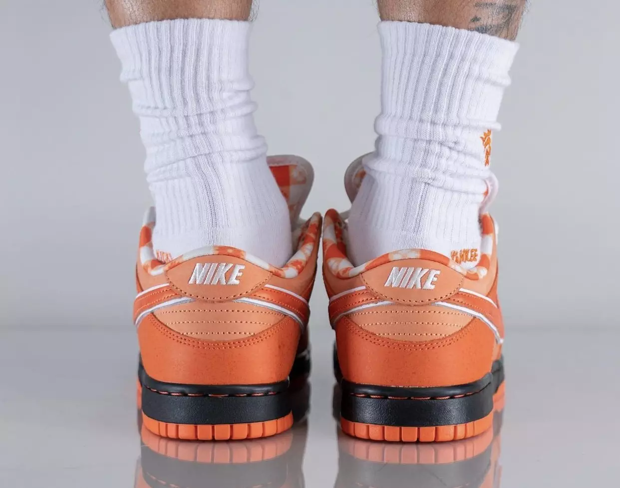 Koncepcje Nike SB Dunk Low Orange Lobster FD8776-800 Data premiery On-Feet