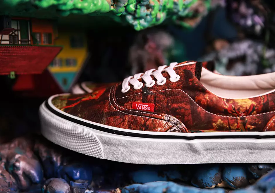 UBIQ x Ron အင်္ဂလိပ် x Vans Vault Camo Deer