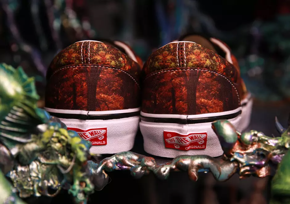 UBIQ x Ron Bahasa Inggris x Vans Vault Camo Deer