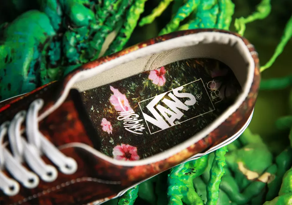 UBIQ x Ron အင်္ဂလိပ် x Vans Vault Camo Deer