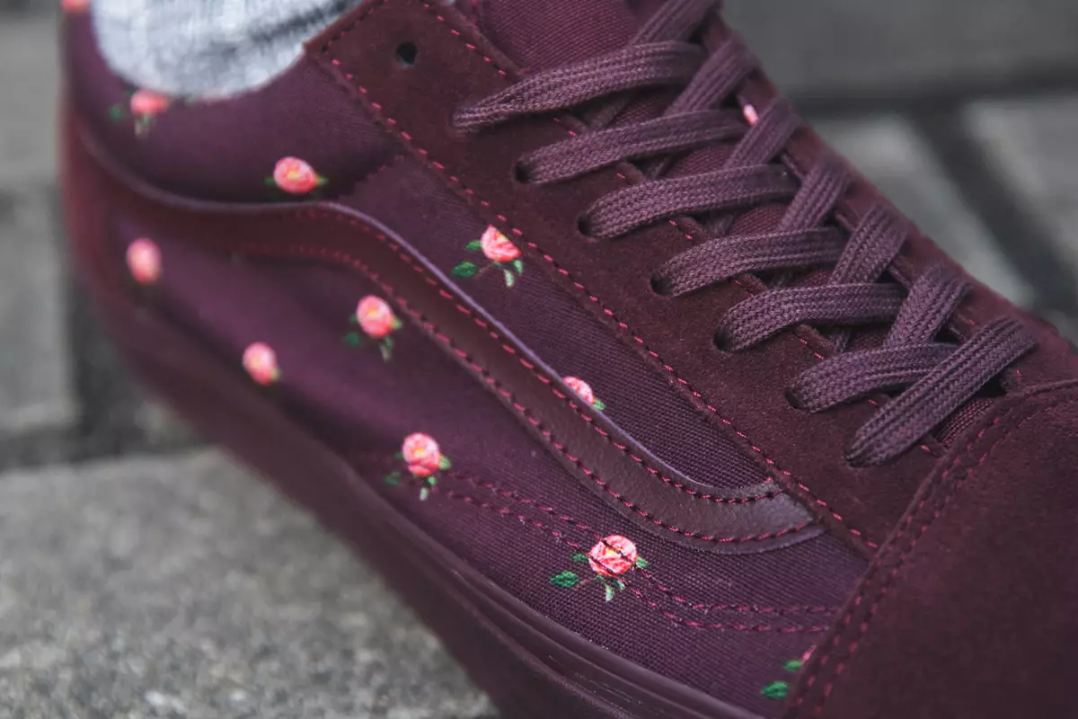 Bộ sưu tập mùa xuân 2017 của UNDERCOVER x Vans Vault