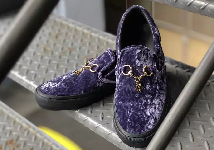 Дата на издаване на Needless Vans Slip-On