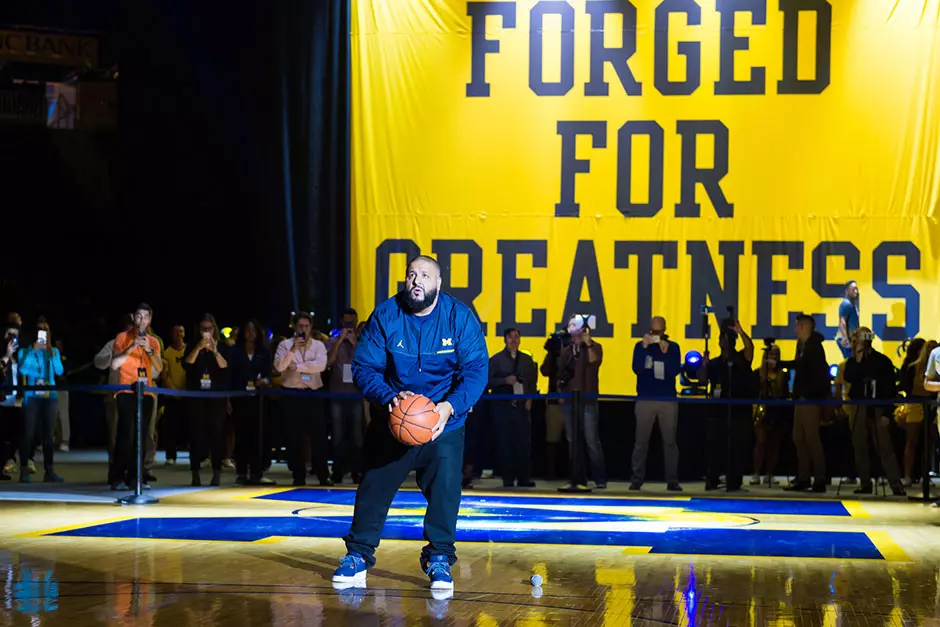 Basketbaluniformen van Jordan Brand Michigan