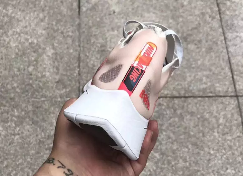 Галочка Nike Zoom Fly Camo