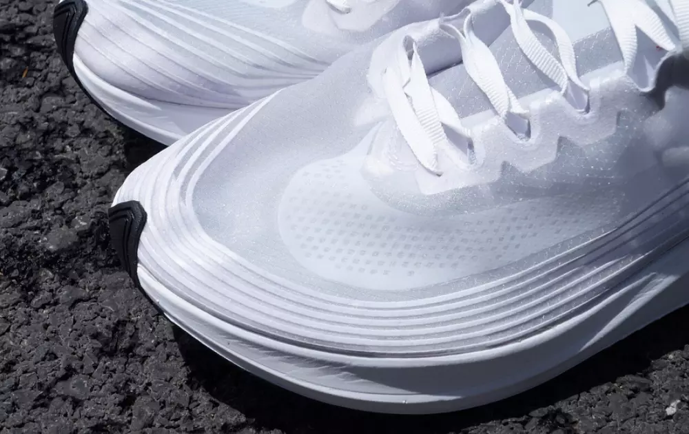 Nike Zoom Fly SP Triple Blanc