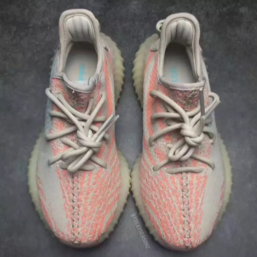 adidas Yeezy Boost 350 V2 チョークコーラル