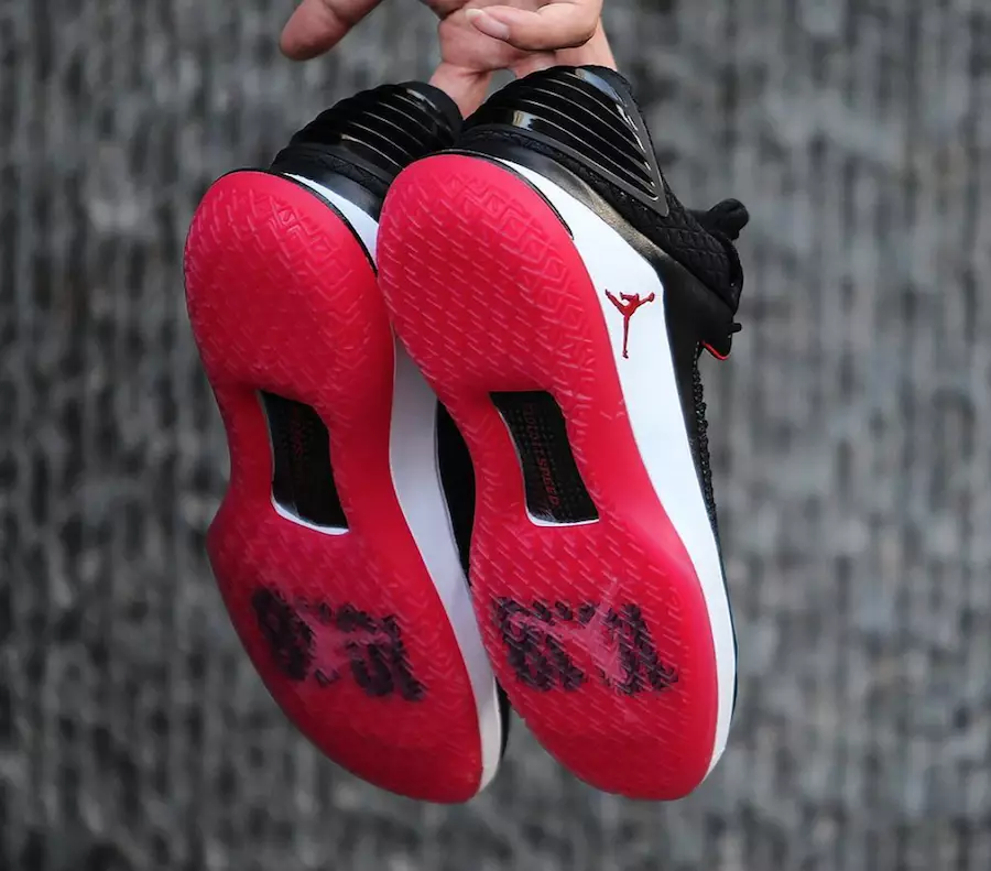 Air Jordan 32 Düşük Bred AA1256-001