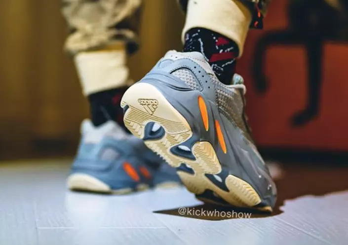 アディダス Yeezy Boost 700 V2 Inertia 2019 発売日