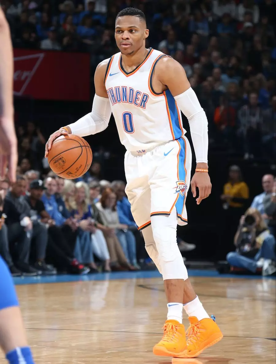 Russell Westbrook Air Jordan 10 MVP Oranje PE