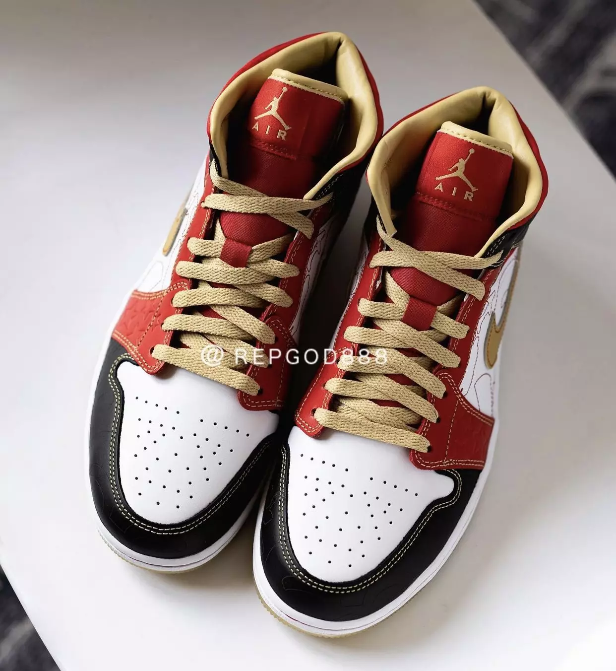 Air Jordan 1 Mid XQ DV0576-176 Izlaišanas datums