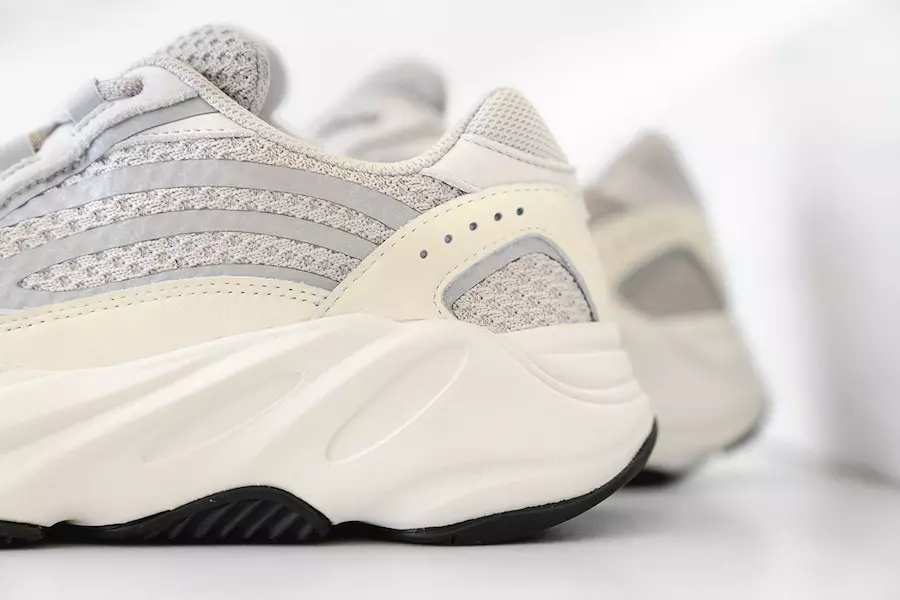 adidas Yeezy 700 V2 Statisches Erscheinungsdatum