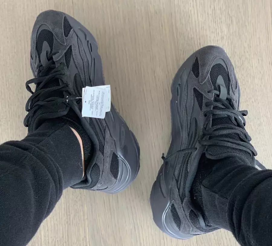 Adidas Yeezy Boost 700 V2 Vanta FU6684 Julkaisupäivä