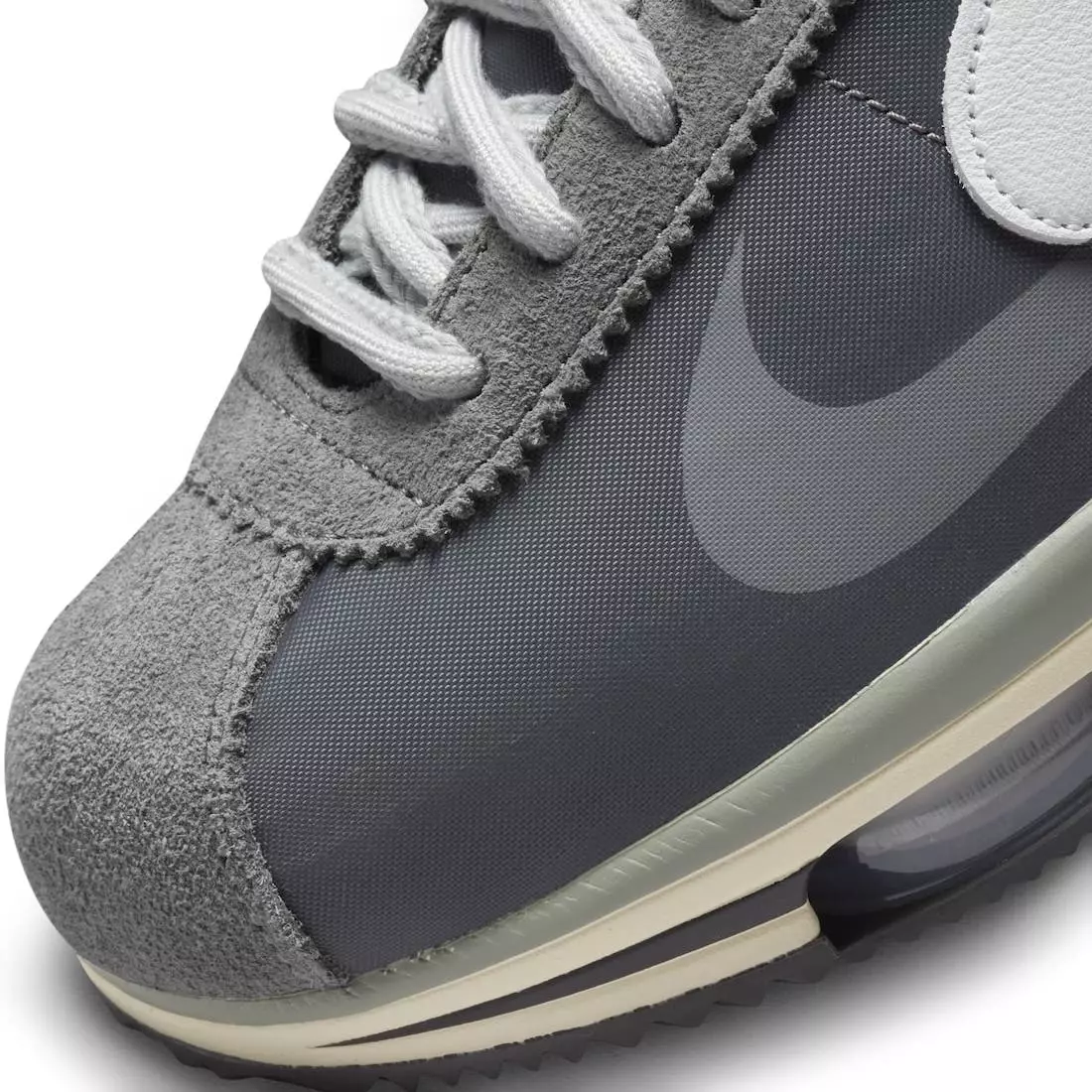 Sacai Nike Cortez Grey DQ0581-001 Data de llançament