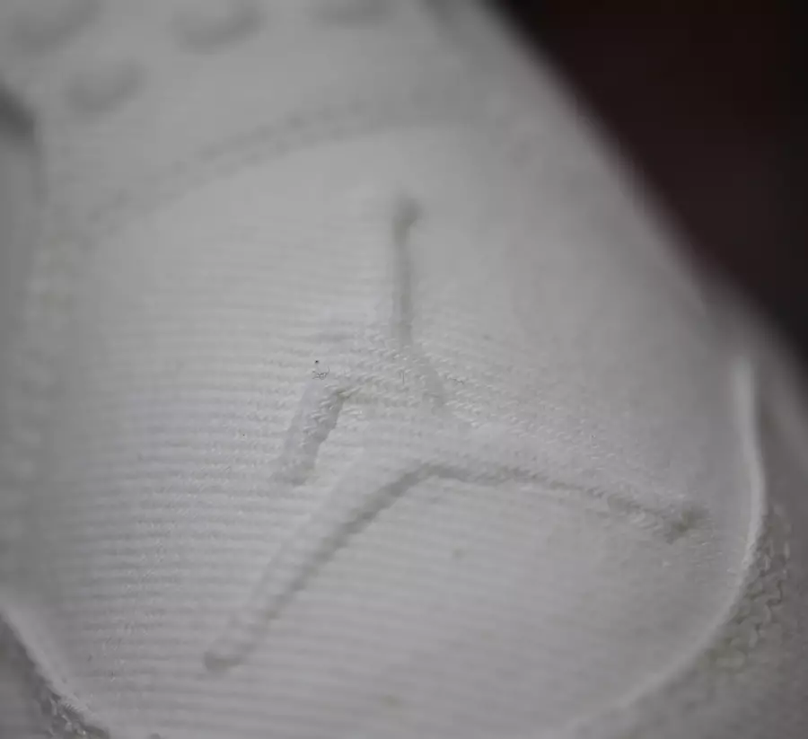 White Levis Air Jordan 4 Datum vydání Cena