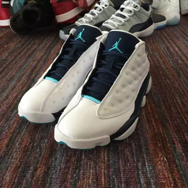 Air Jordan 13 XIII Düşük Hornetler