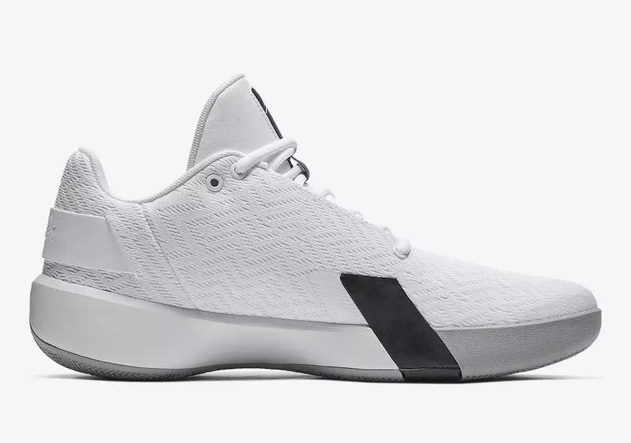 Jordan Ultra Fly 3 Low White AO6224-100 გამოშვების თარიღი