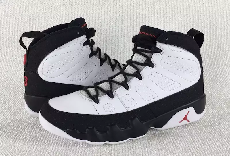 Air Jordan 9 Retro OG Dáta Eisiúna na Nollag