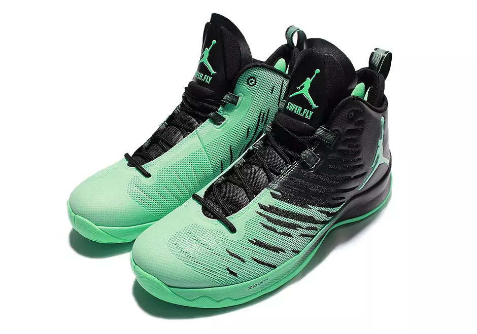 Jordan Super Fly 5 lueur verte