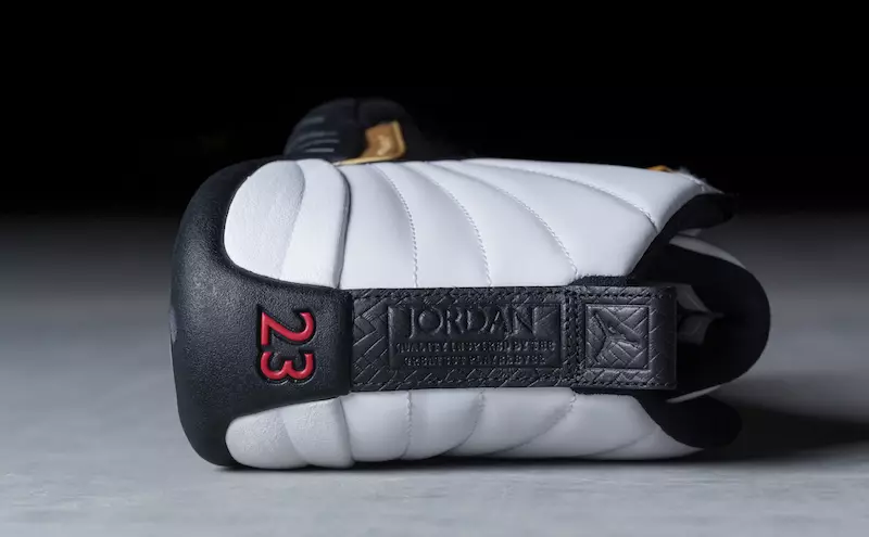 Air Jordan 12 kinesisk nytårspakke