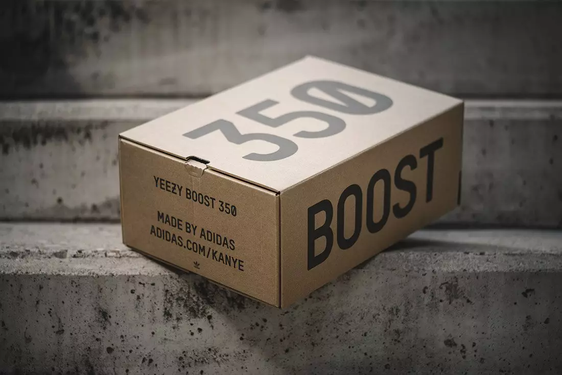 أديداس Yeezy 350 Boost V2 Beluga Solar Red