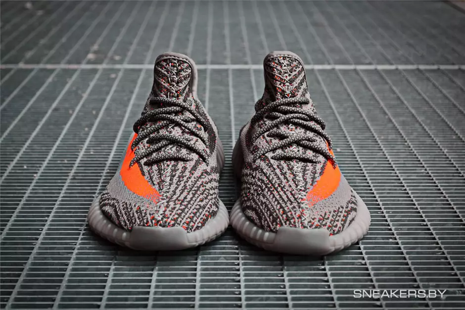 Adidas Yeezy Boost 350 V2 Beluga Solar Red